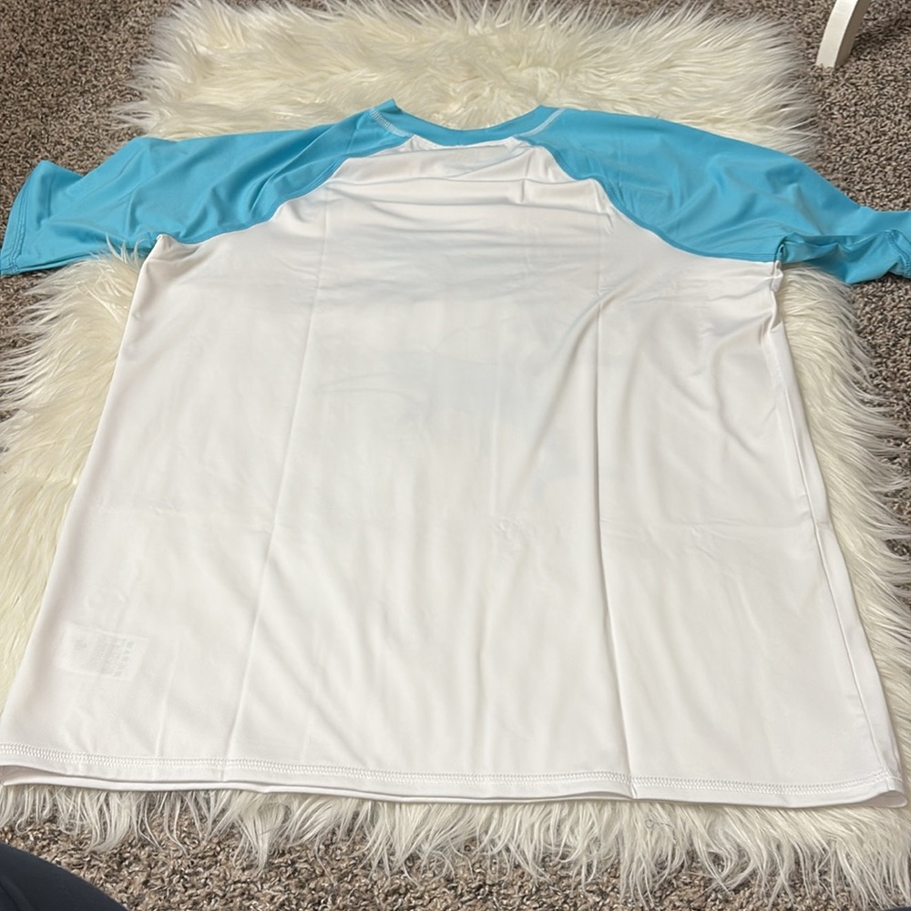 NEW In Packaging Lands End Youth Husky XXL 18-20 Sharks Swim Rash Guard Shirt - Picture 8 of 9